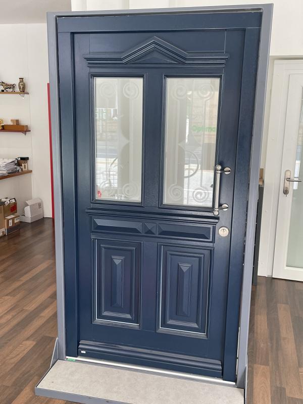 Blaue Holz-Haustür Abverkauf in Fürth